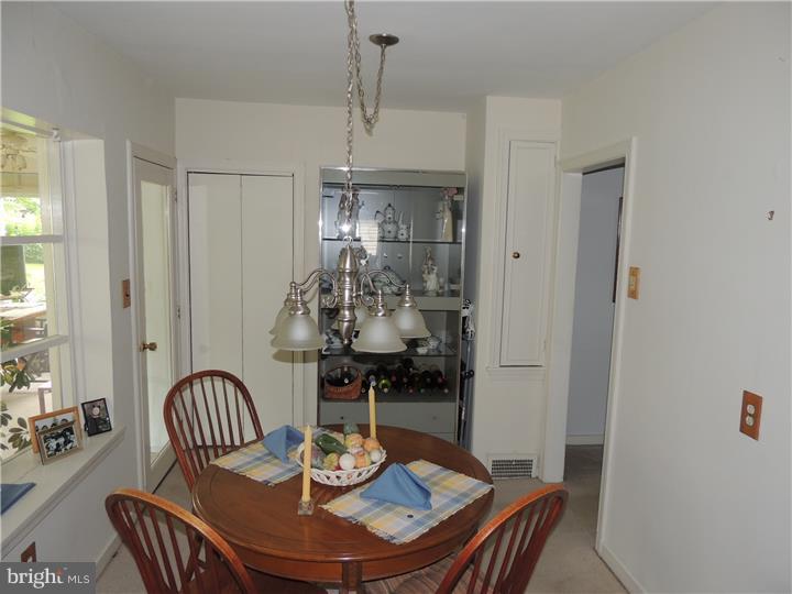 80 Cannon Place Oreland, PA 19075 - Photo 8 of 18 Breakfast Room
