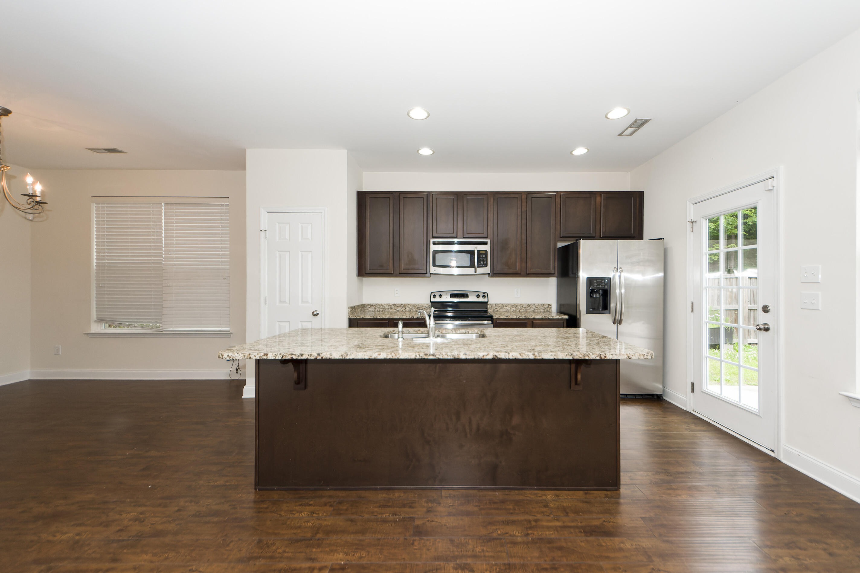 254 Chemistry Circle Ladson, SC 29456 - Photo 11 of 38 11