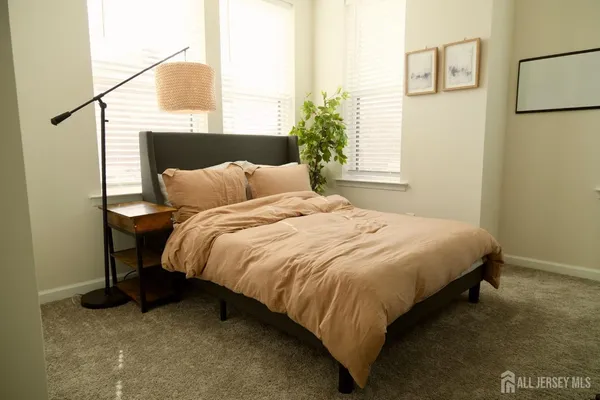 $3,400 | 101 Peyton Place, Unit 135, New Brunswick, NJ 08901