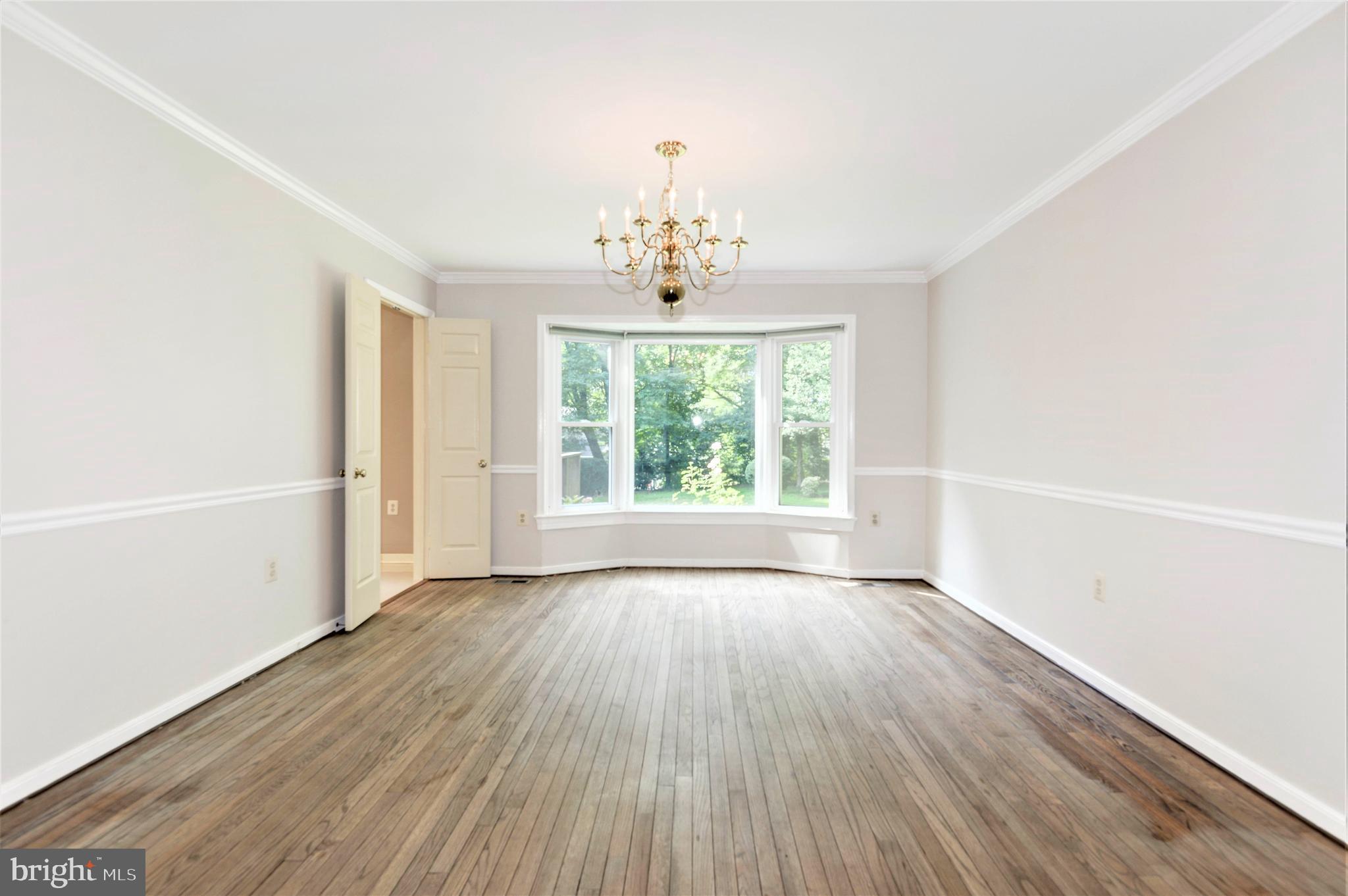 10322 Dunn Meadow Road Vienna, VA 22182 - Photo 14 of 45