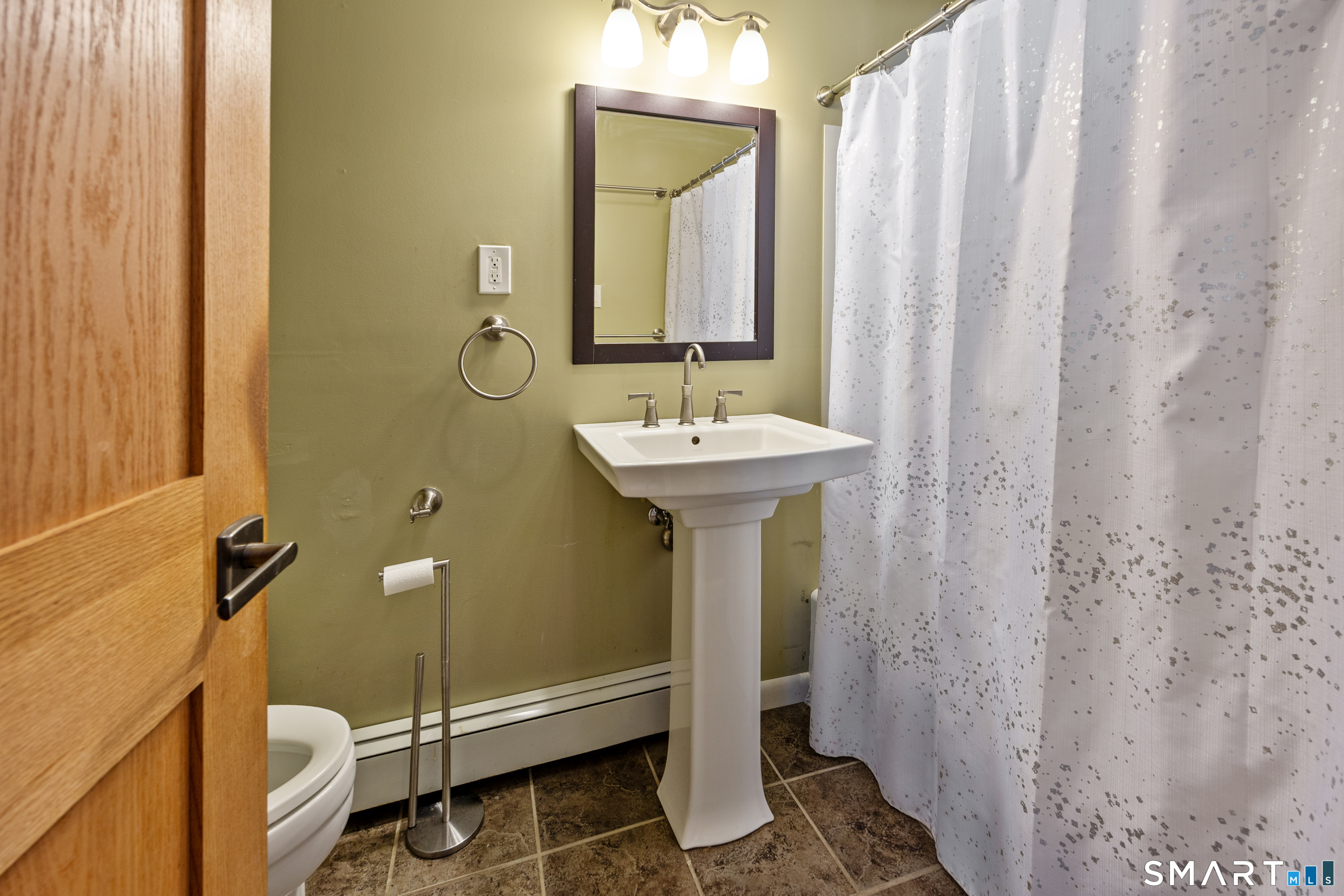 201 Tunxis Road Bristol, CT 06010 - Photo 13 of 30