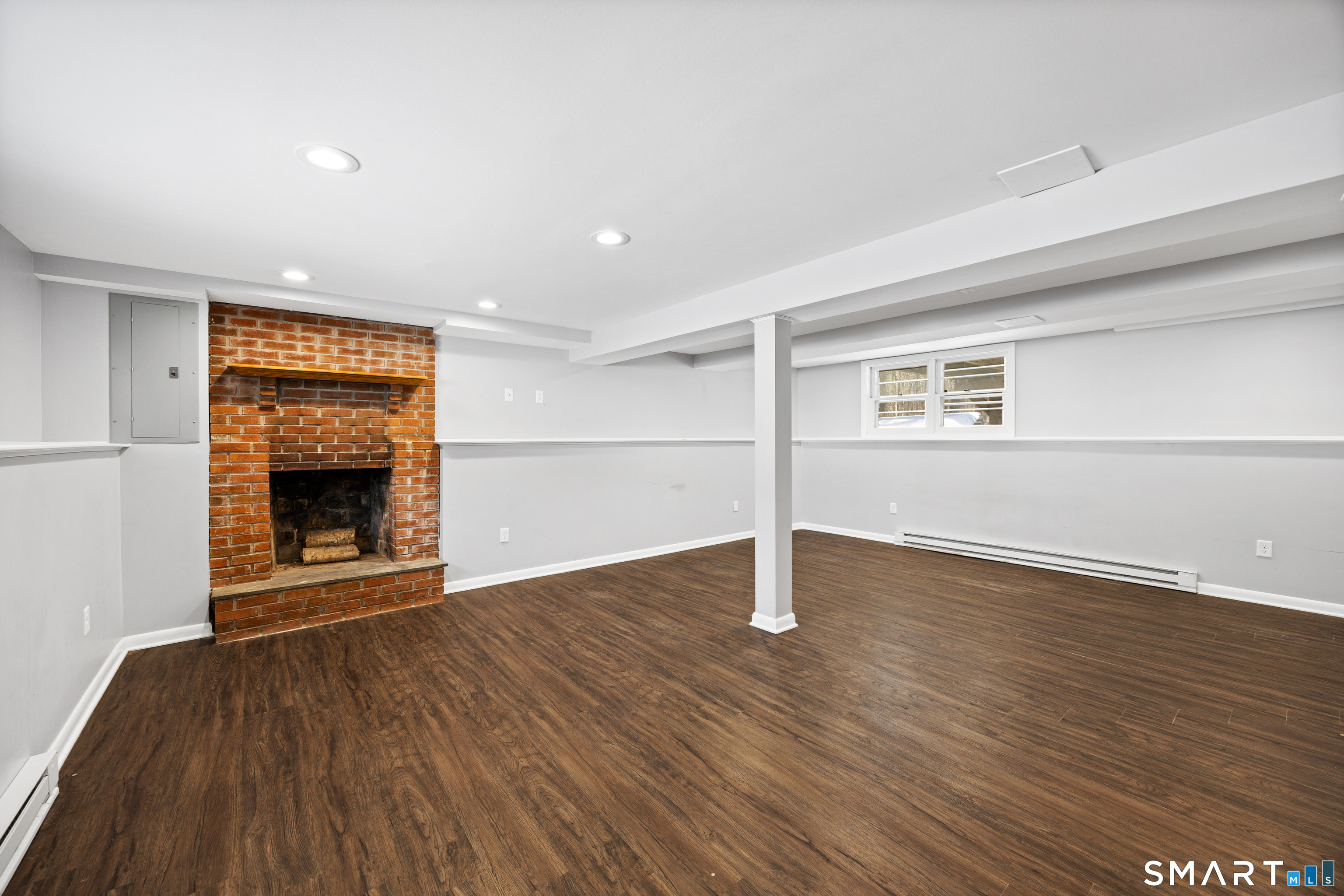 201 Tunxis Road Bristol, CT 06010 - Photo 22 of 30