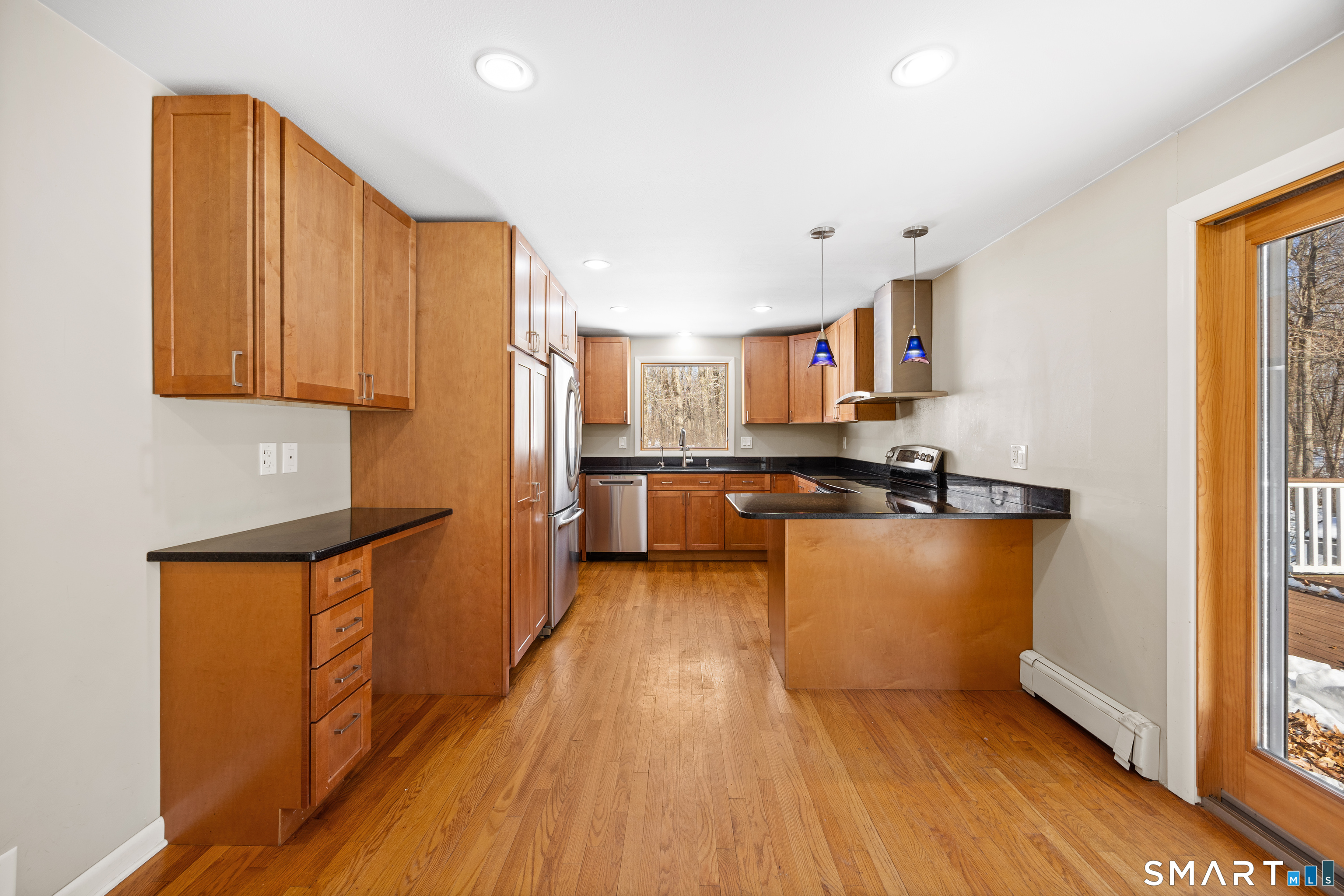 201 Tunxis Road Bristol, CT 06010 - Photo 7 of 30