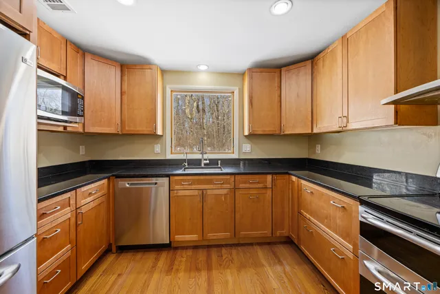 $390,000 | 201 Tunxis Road, Bristol, CT 06010