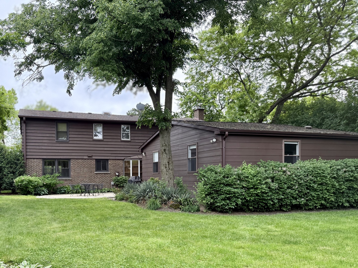 3724 Winnetka Road Glenview, IL 60026 - Photo 4 of 5