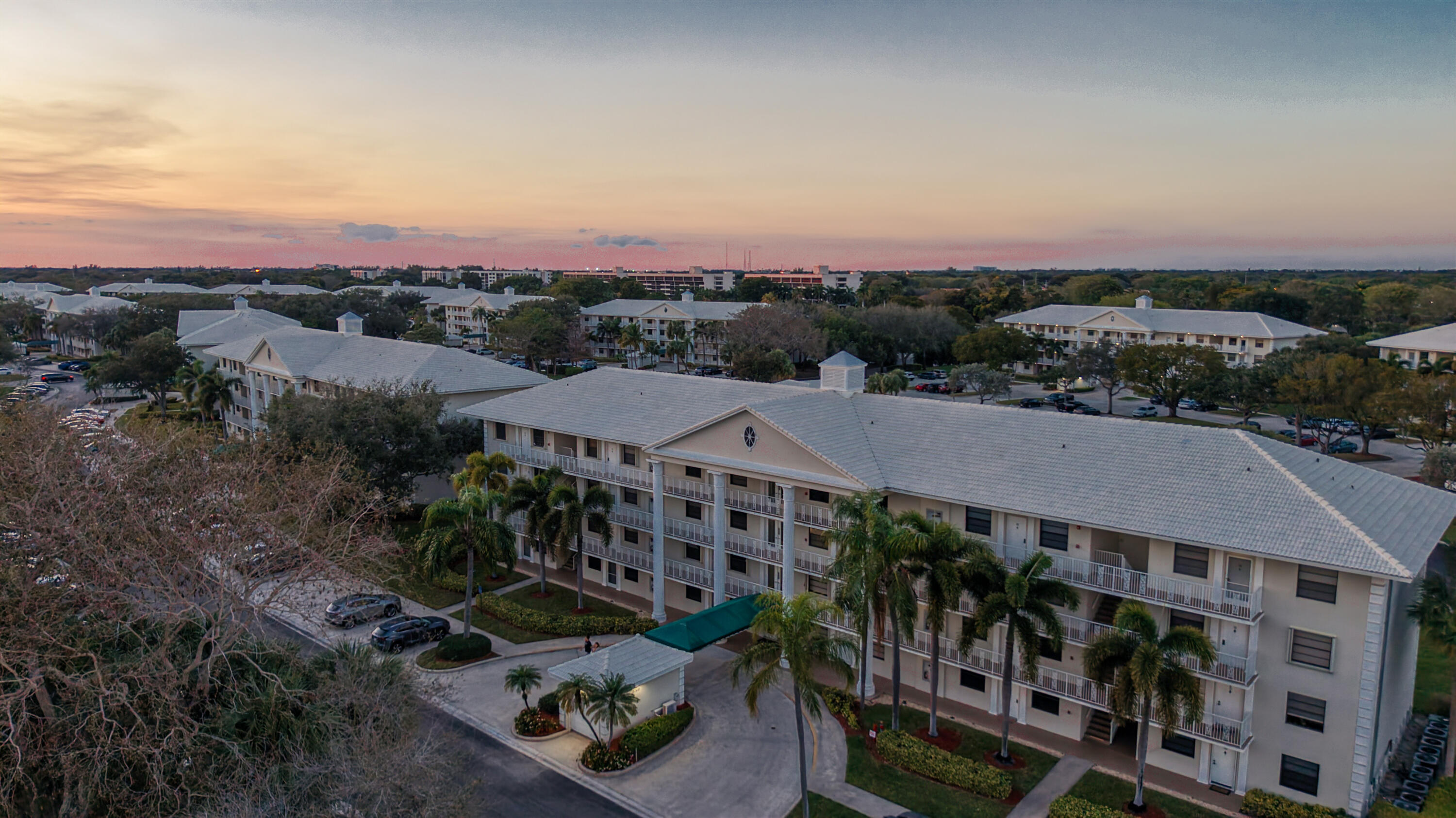 6049 Balboa Circle, Unit 103 Boca Raton, FL 33433 - Photo 26 of 26 an aerial view of multiple house