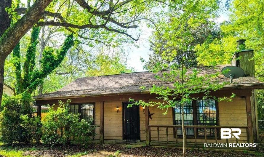 4131 Springdale Road Mobile, AL 36609 - Photo 1 of 28 View of front of house with a chimney