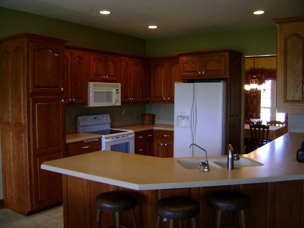 293 Holder Road Northeast Baltimore, OH 43105 - Photo 15 of 40
