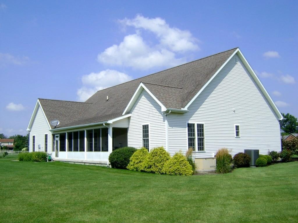 293 Holder Road Northeast Baltimore, OH 43105 - Photo 36 of 40