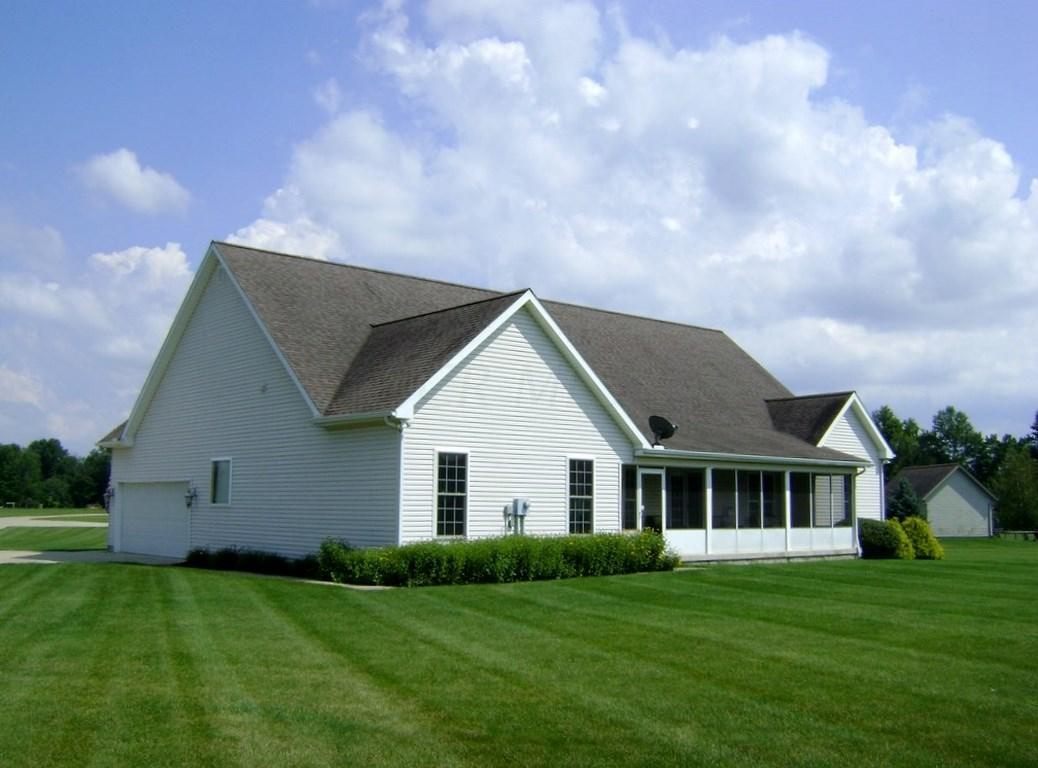 293 Holder Road Northeast Baltimore, OH 43105 - Photo 38 of 40