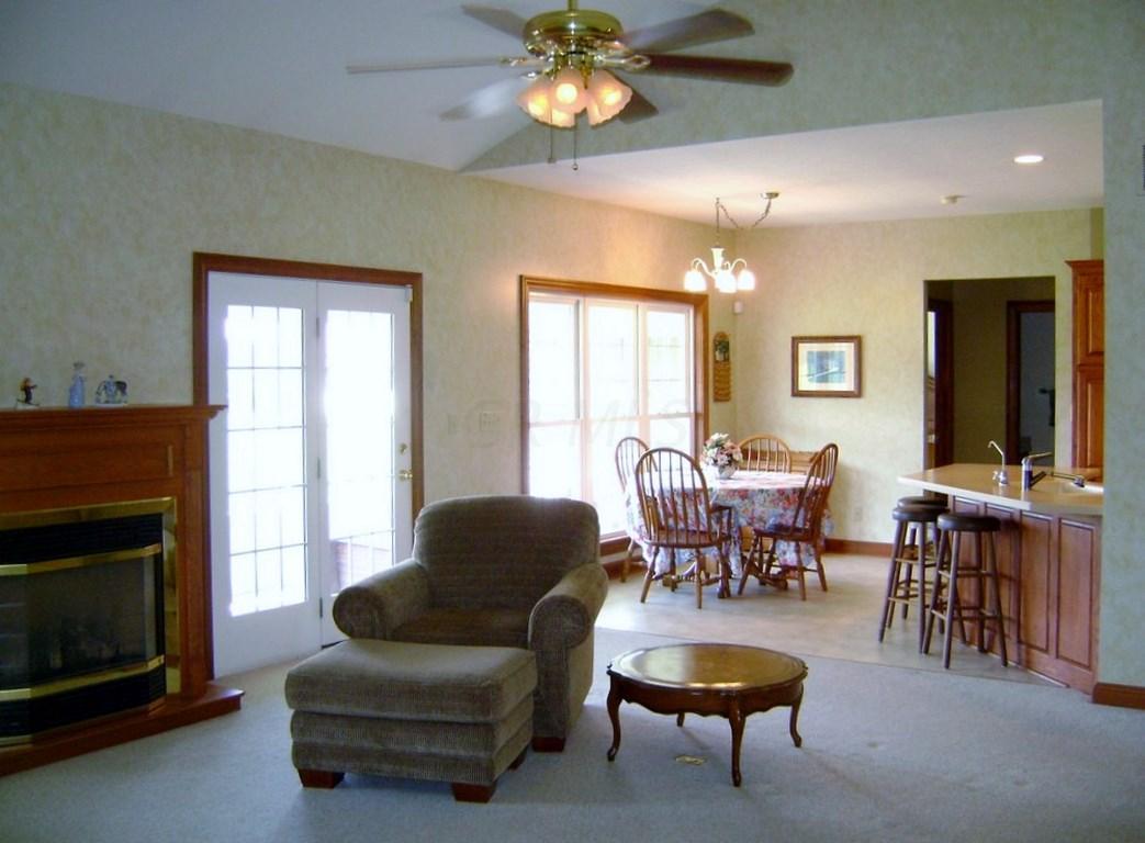 293 Holder Road Northeast Baltimore, OH 43105 - Photo 10 of 40