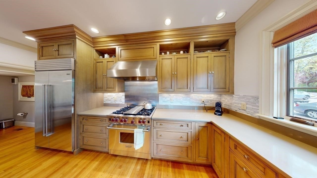 37 Evans Road Brookline, MA 02445 - Photo 11 of 42