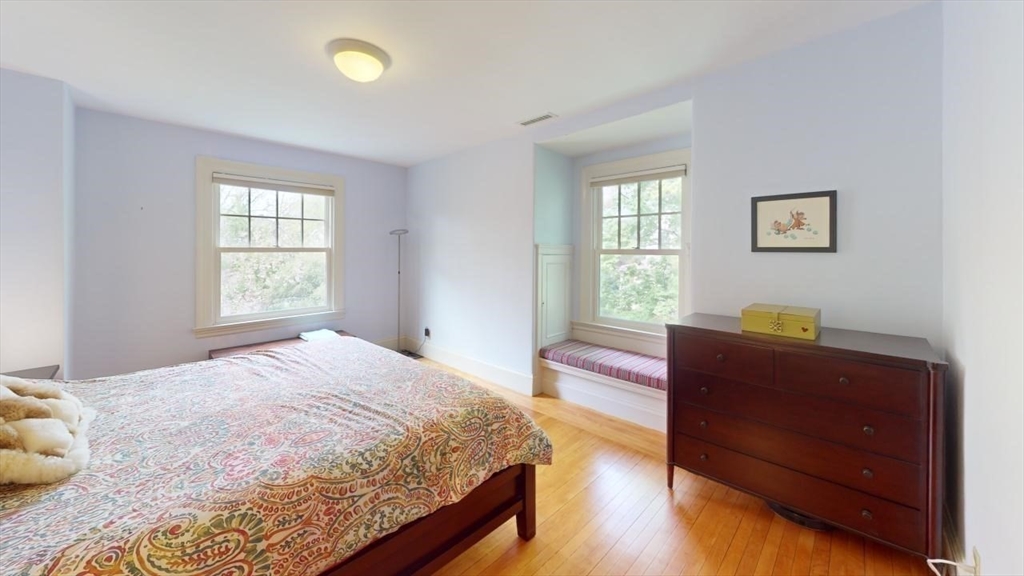 37 Evans Road Brookline, MA 02445 - Photo 21 of 42