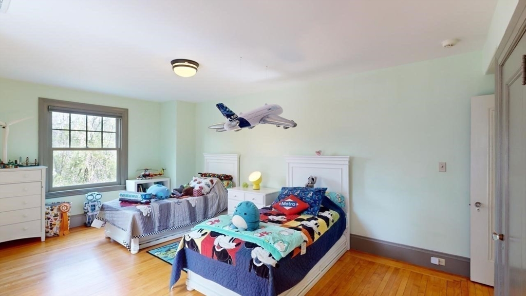 37 Evans Road Brookline, MA 02445 - Photo 22 of 42