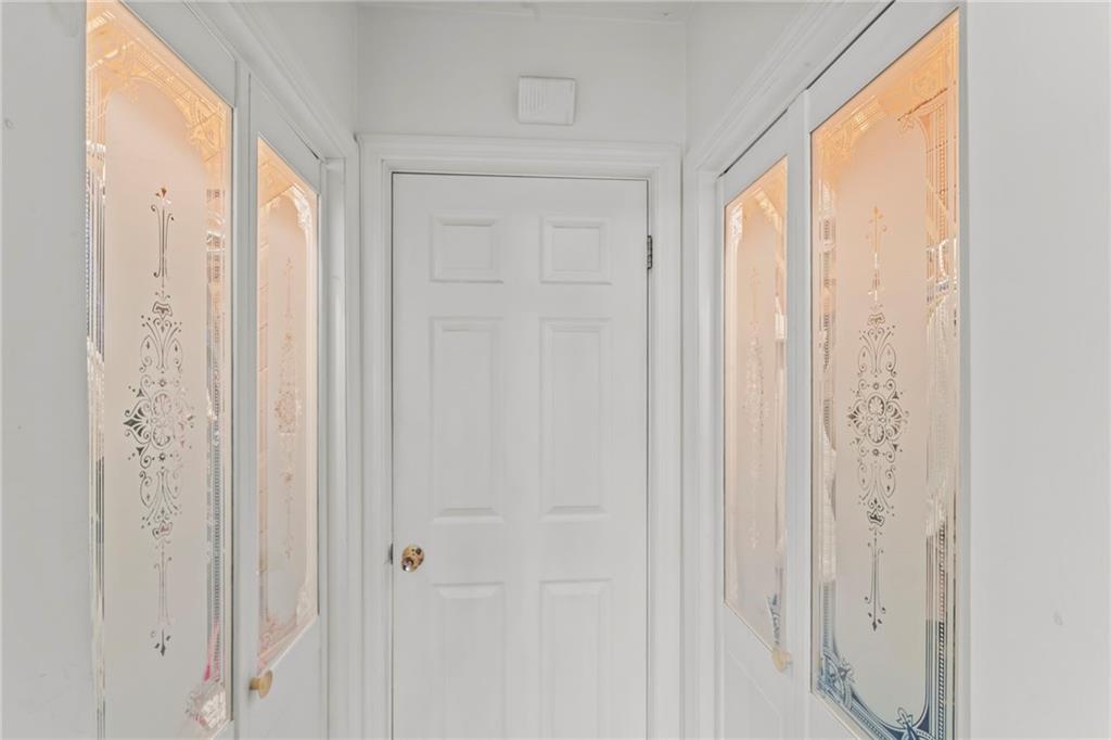 1001 Clinton Frankfort Road Clinton, PA 15026 - Photo 29 of 38