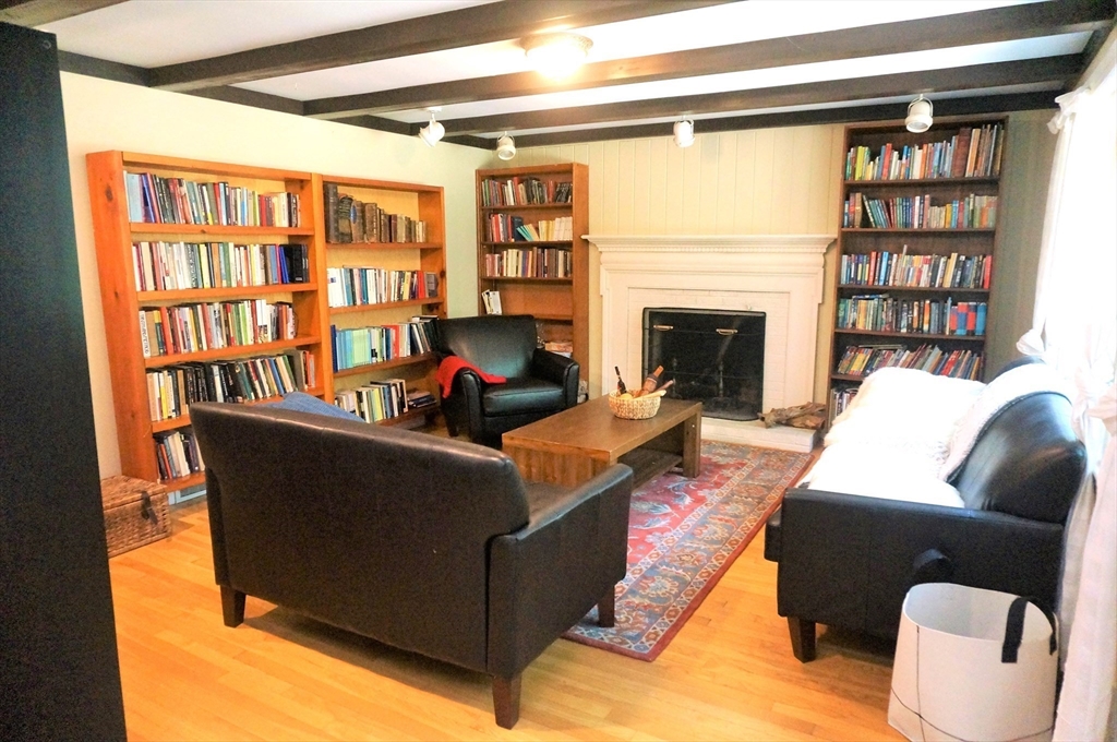 18 Pequot Road, Unit SF Wayland, MA 01778 - Photo 14 of 31