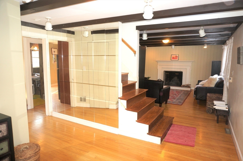 18 Pequot Road, Unit SF Wayland, MA 01778 - Photo 10 of 31