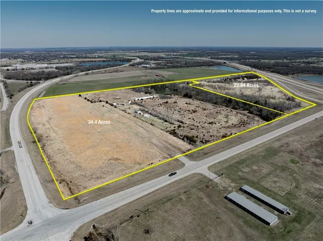 $428,500 | 21082 Highway 52, Pleasanton, KS 66075