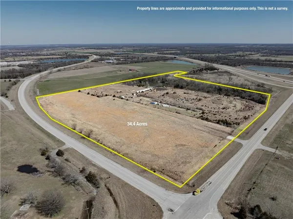 $428,500 | 21082 Highway 52, Pleasanton, KS 66075