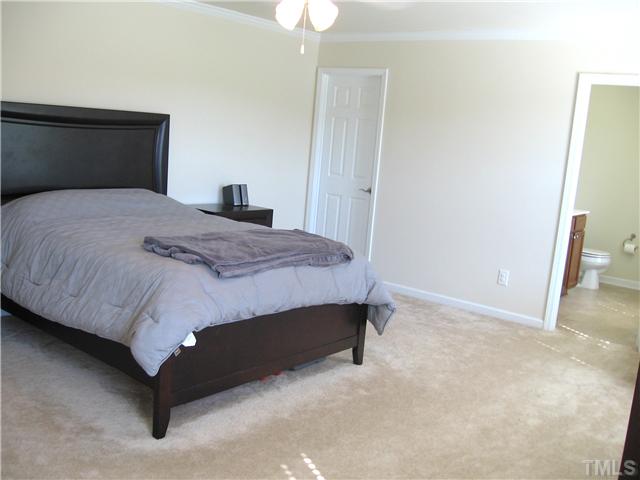 3617 Althorp Drive Raleigh, NC 27616 - Photo 12 of 20 Gallery Image 12