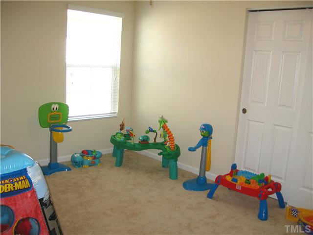 3617 Althorp Drive Raleigh, NC 27616 - Photo 17 of 20 Gallery Image 17