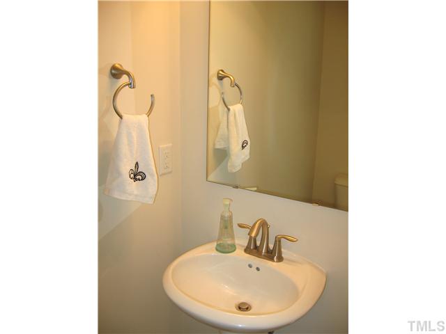 3617 Althorp Drive Raleigh, NC 27616 - Photo 10 of 20 Gallery Image 10