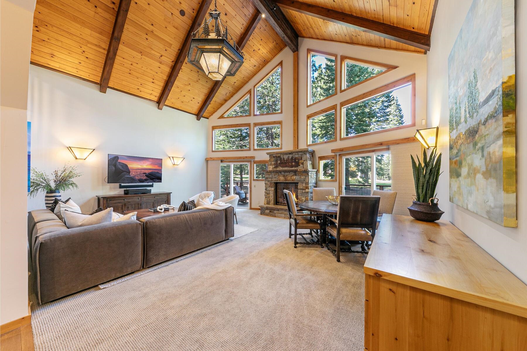 12686 Ski View Loop Truckee, CA 96161 - Photo 3 of 28 Gallery Image 3