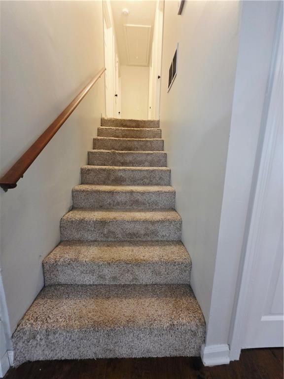 570 Remington Lane Acworth, GA 30101 - Photo 5 of 20 a view of entryway