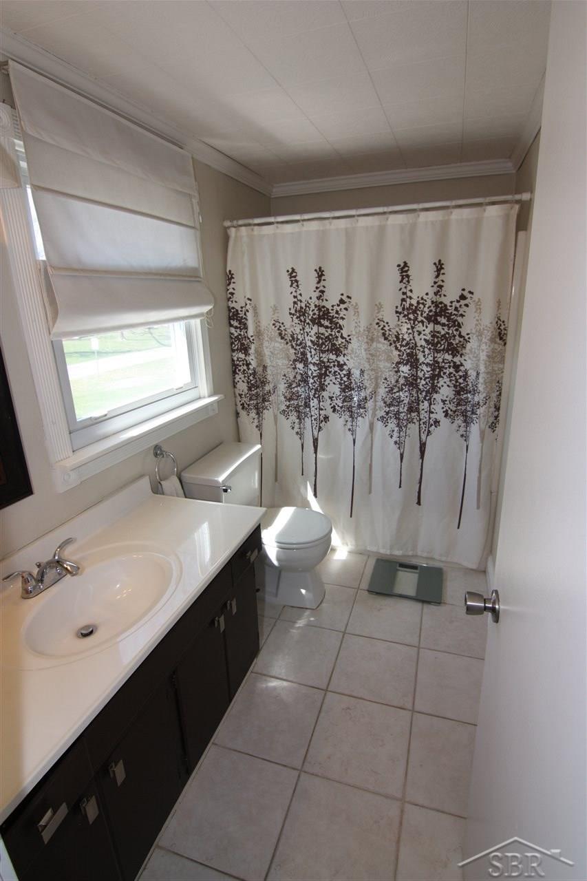 8130 Ohern Road Saginaw, MI 48609 - Photo 19 of 22 31345915-18.JPG