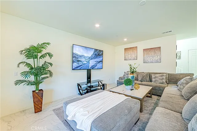 $949,888 | 4040 South Bowery Place, Ontario, CA 91761