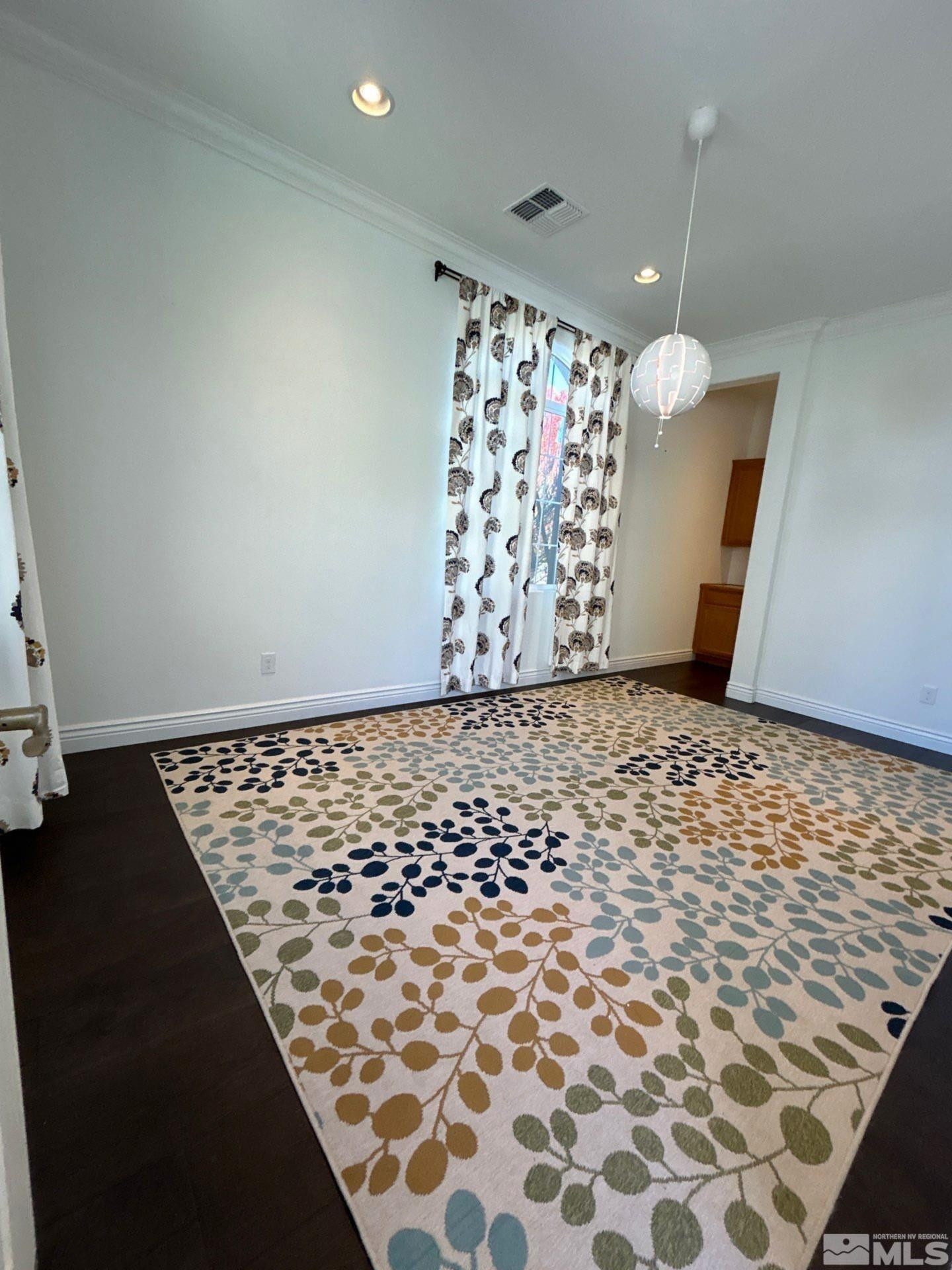 2070 Blue Boy Lane Reno, NV 89521 - Photo 5 of 31