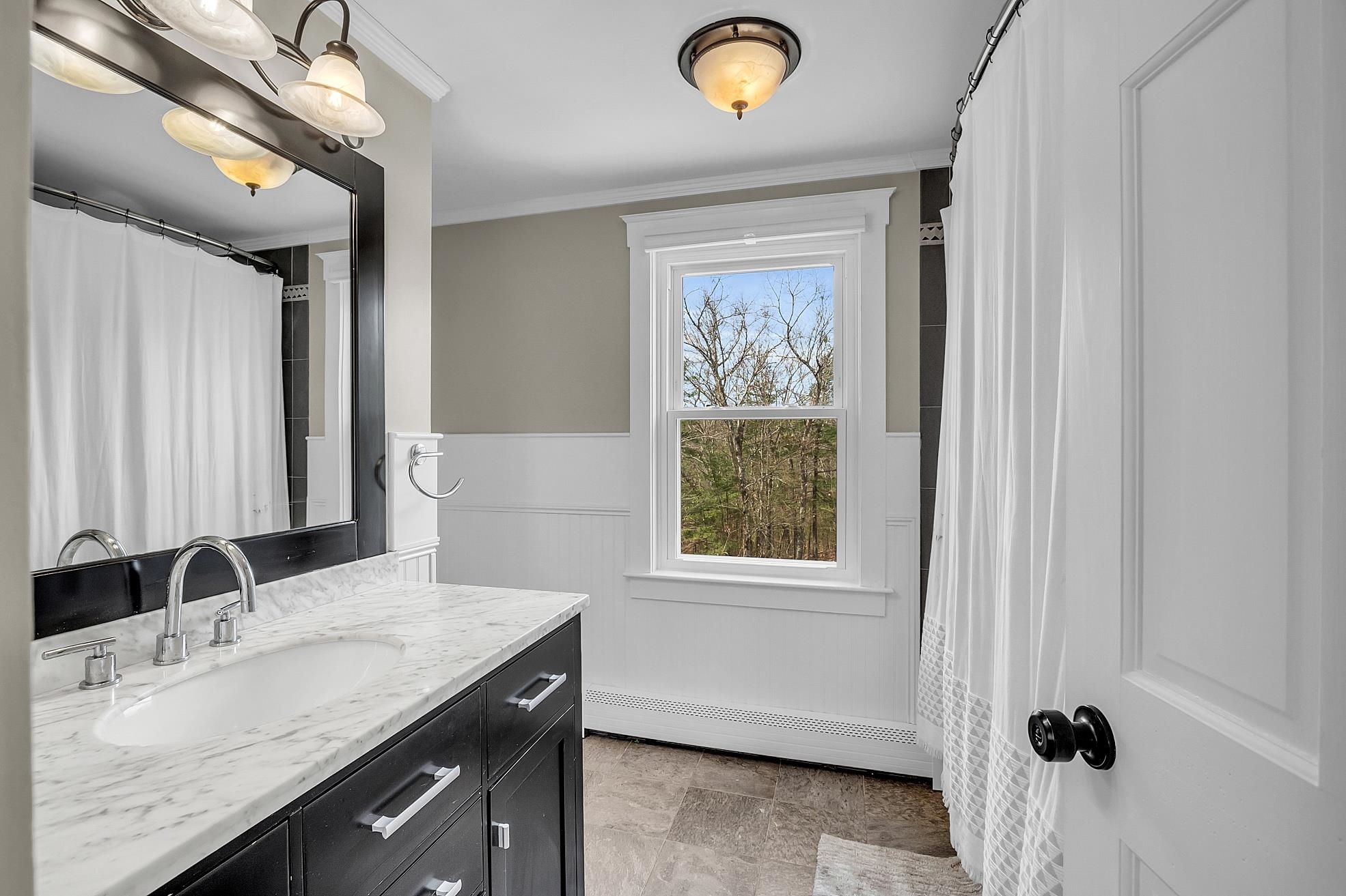 46 Windsor Boulevard Londonderry, NH 03053 - Photo 17 of 40