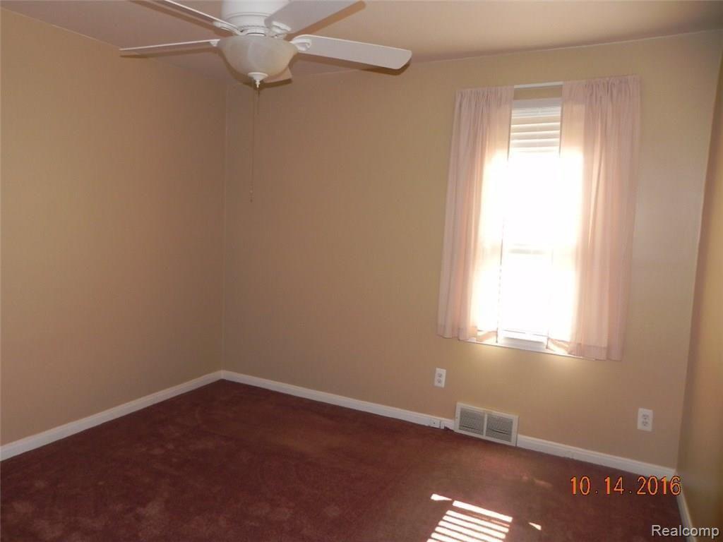 9924 Inkster Road Redford, MI 48239 - Photo 8 of 8 DSCN8452.JPG