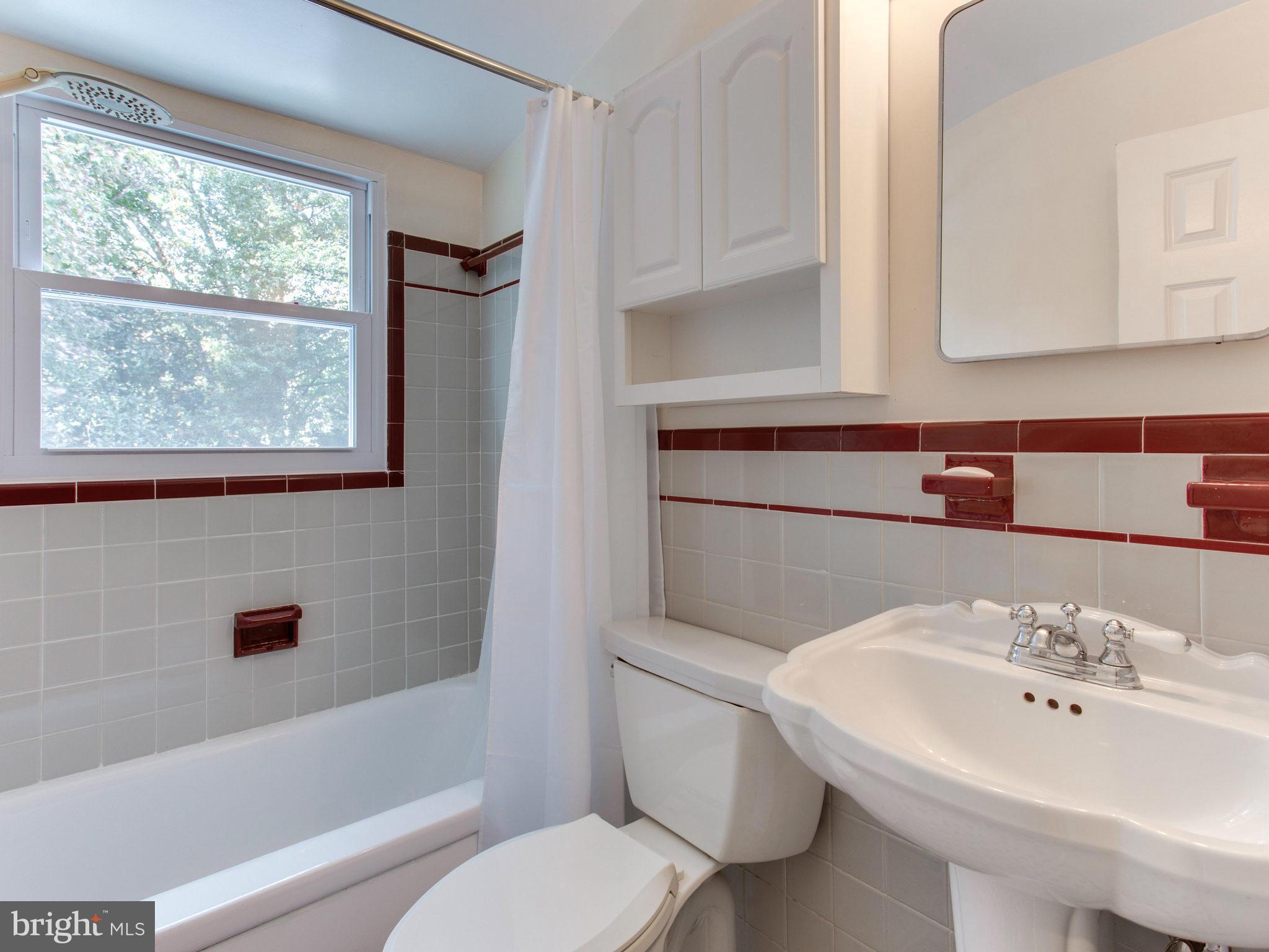 8812 Walnut Hill Road Chevy Chase, MD 20815 - Photo 15 of 23 Bath