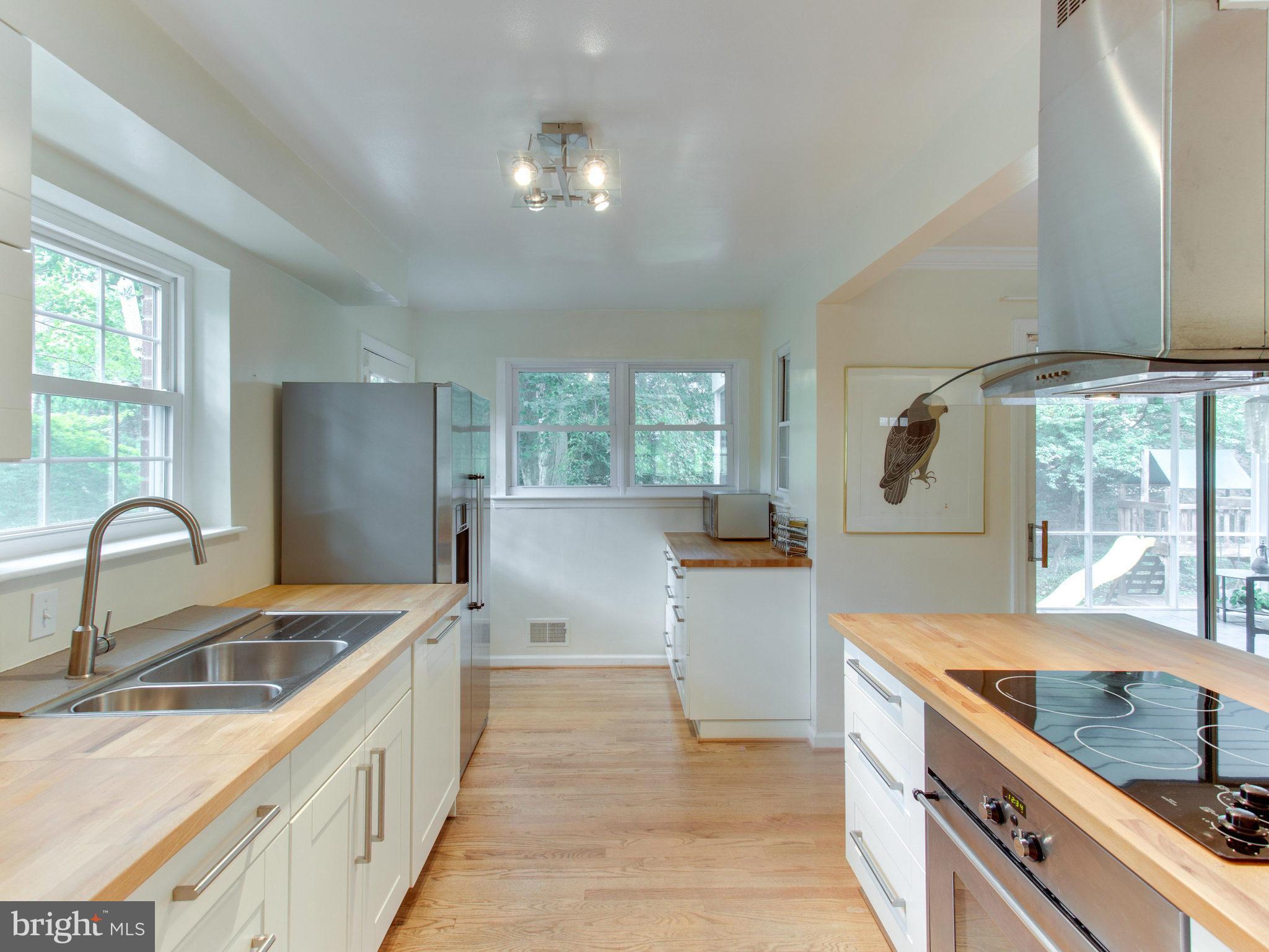 8812 Walnut Hill Road Chevy Chase, MD 20815 - Photo 6 of 23 Kitchen
