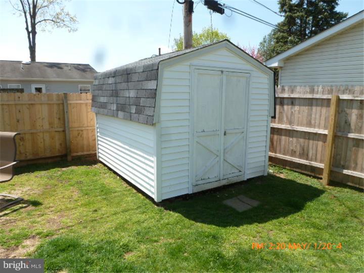 17 Ardmore Road Newark, DE 19713 - Photo 13 of 14 Storage Shed
