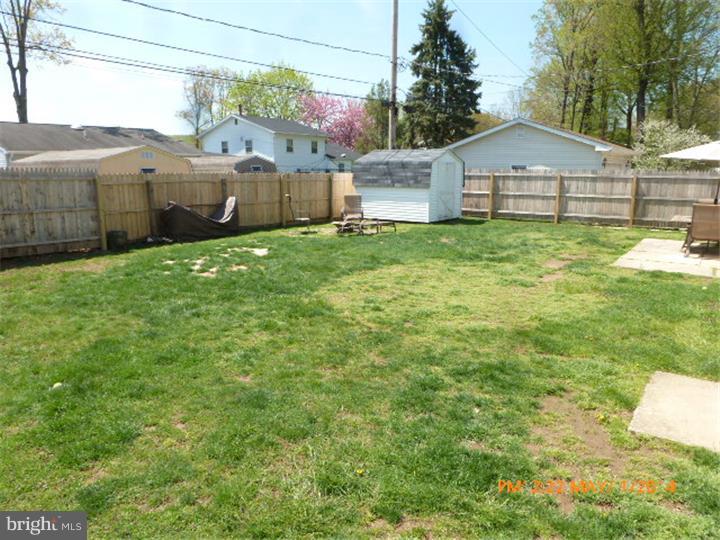 17 Ardmore Road Newark, DE 19713 - Photo 14 of 14 View in Back