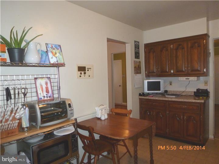 17 Ardmore Road Newark, DE 19713 - Photo 5 of 14 Kitchen