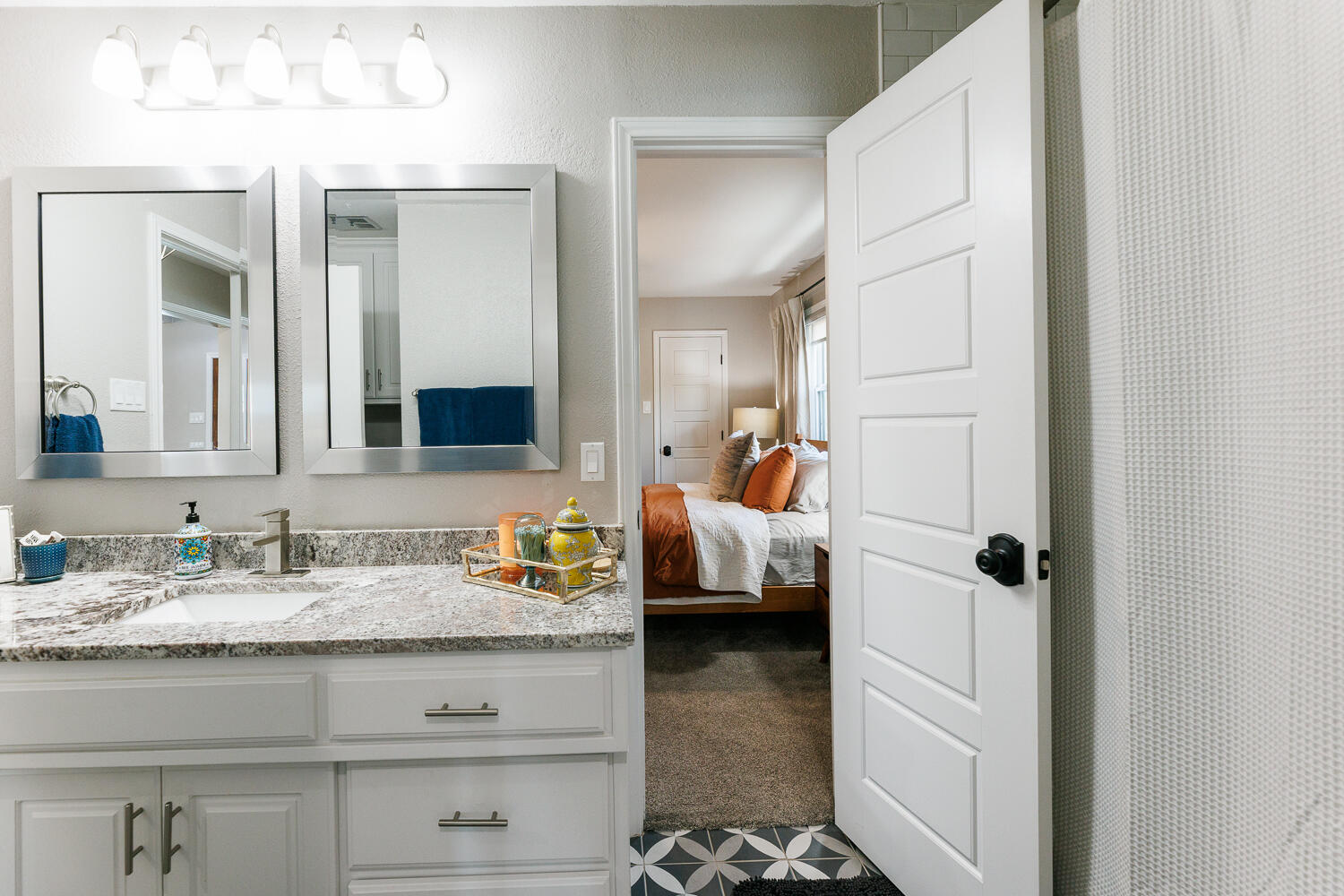 4611 92nd Street Lubbock, TX 79424 - Photo 59 of 82 Second Bathroom