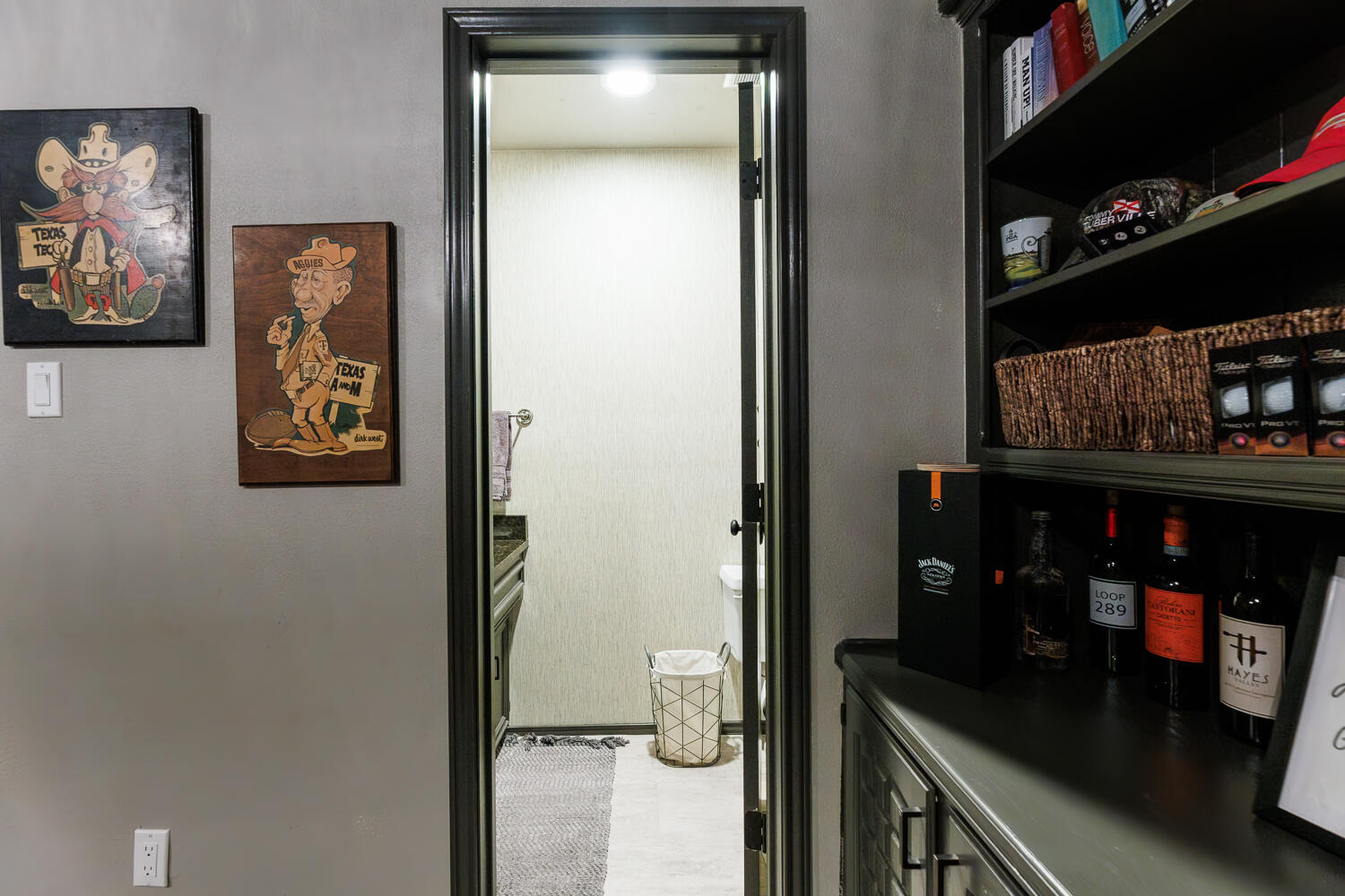 4611 92nd Street Lubbock, TX 79424 - Photo 69 of 82 Third Bathroom