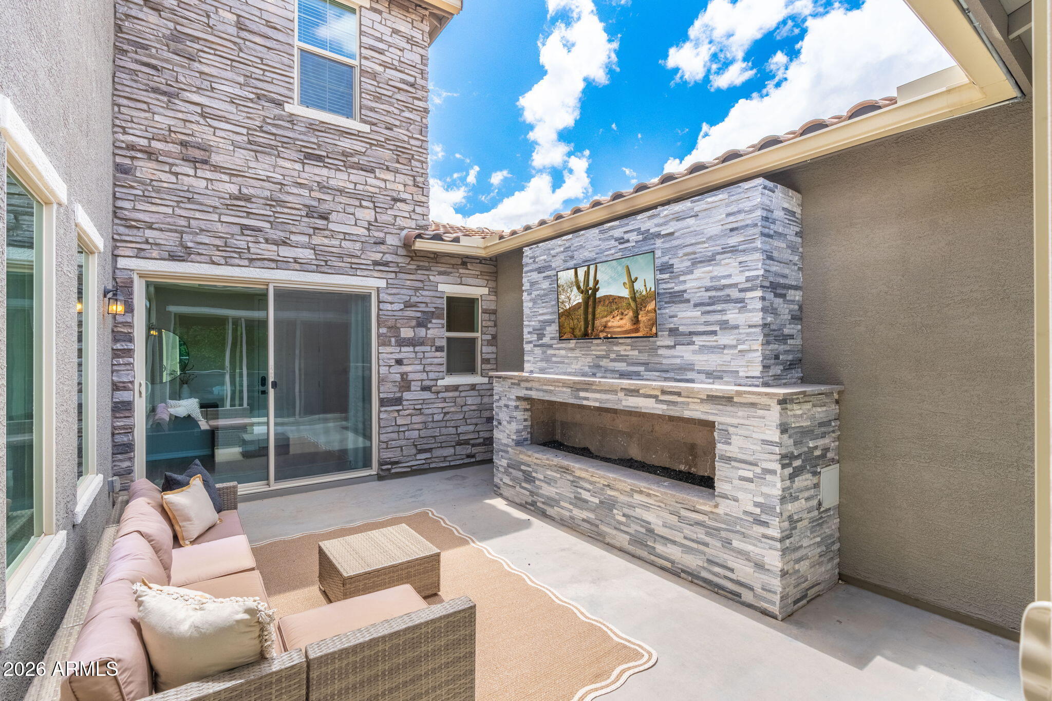 1130 East Kensington Road Gilbert, AZ 85297 - Photo 8 of 115 36-web-or-mls-DSC07993-HDR-Edit