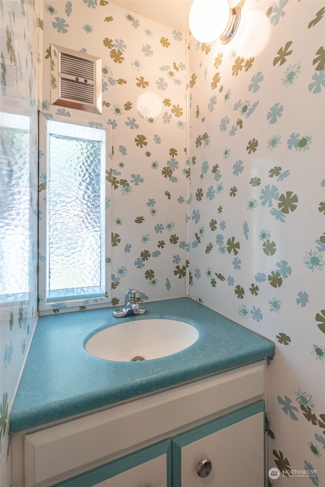 3326 Cedarville Road Bellingham, WA 98226 - Photo 16 of 40 a bathroom with a sink and a mirror