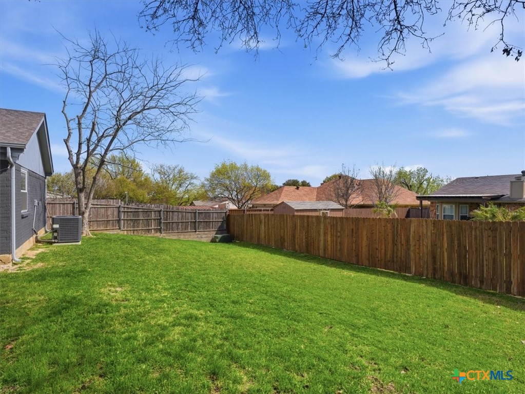 6464 Highview Terrace Watauga, TX 76148 - Photo 20 of 29 Backyard