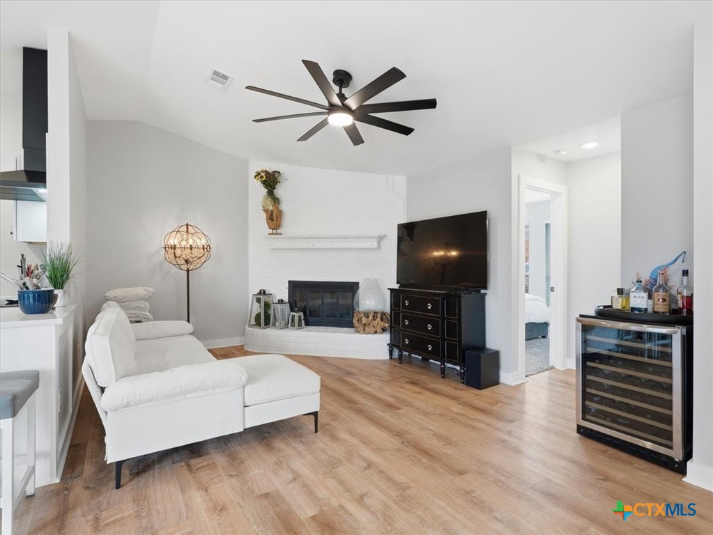6464 Highview Terrace Watauga, TX 76148 - Photo 6 of 29 Living Room