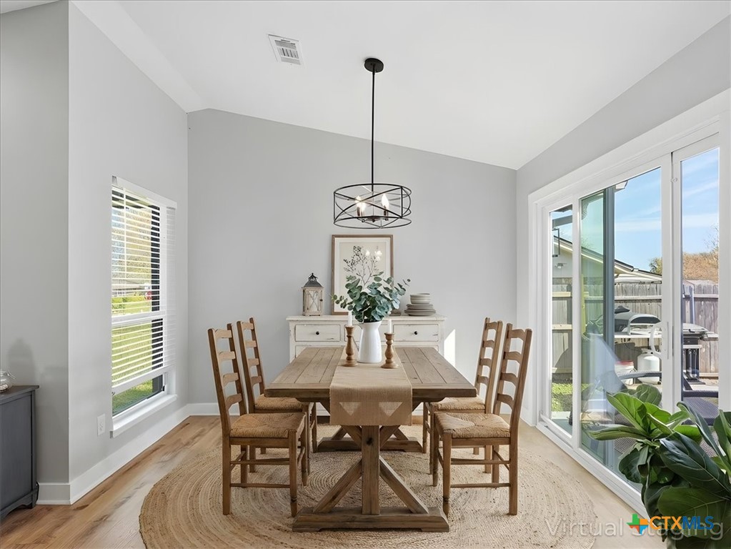 6464 Highview Terrace Watauga, TX 76148 - Photo 9 of 29 Dining