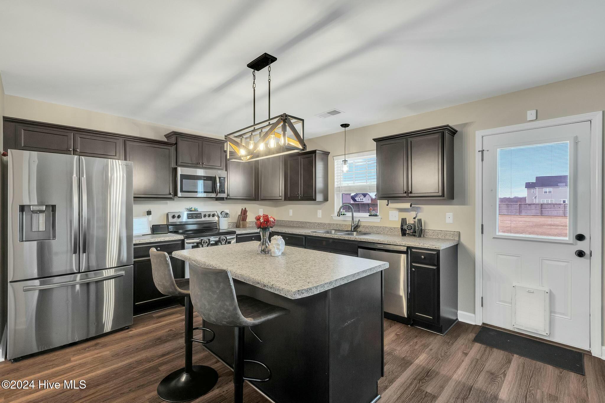 204 Trophy Ridge Drive Richlands, NC 28574 - Photo 16 of 33 tempImagehOw7X7