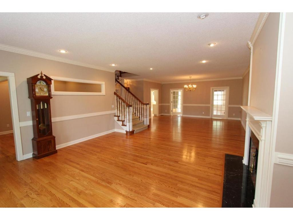 220 Keefauver Road Gray, TN 37615 - Photo 2 of 24 Living Room