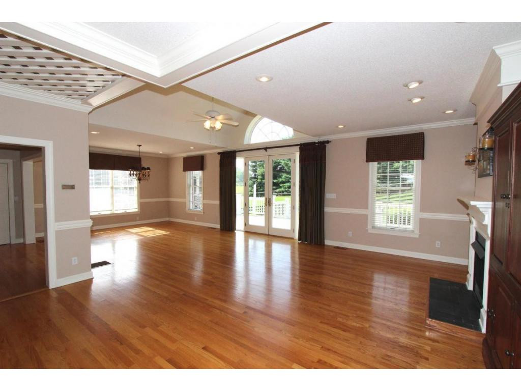 220 Keefauver Road Gray, TN 37615 - Photo 5 of 24 Great RoomDining Room