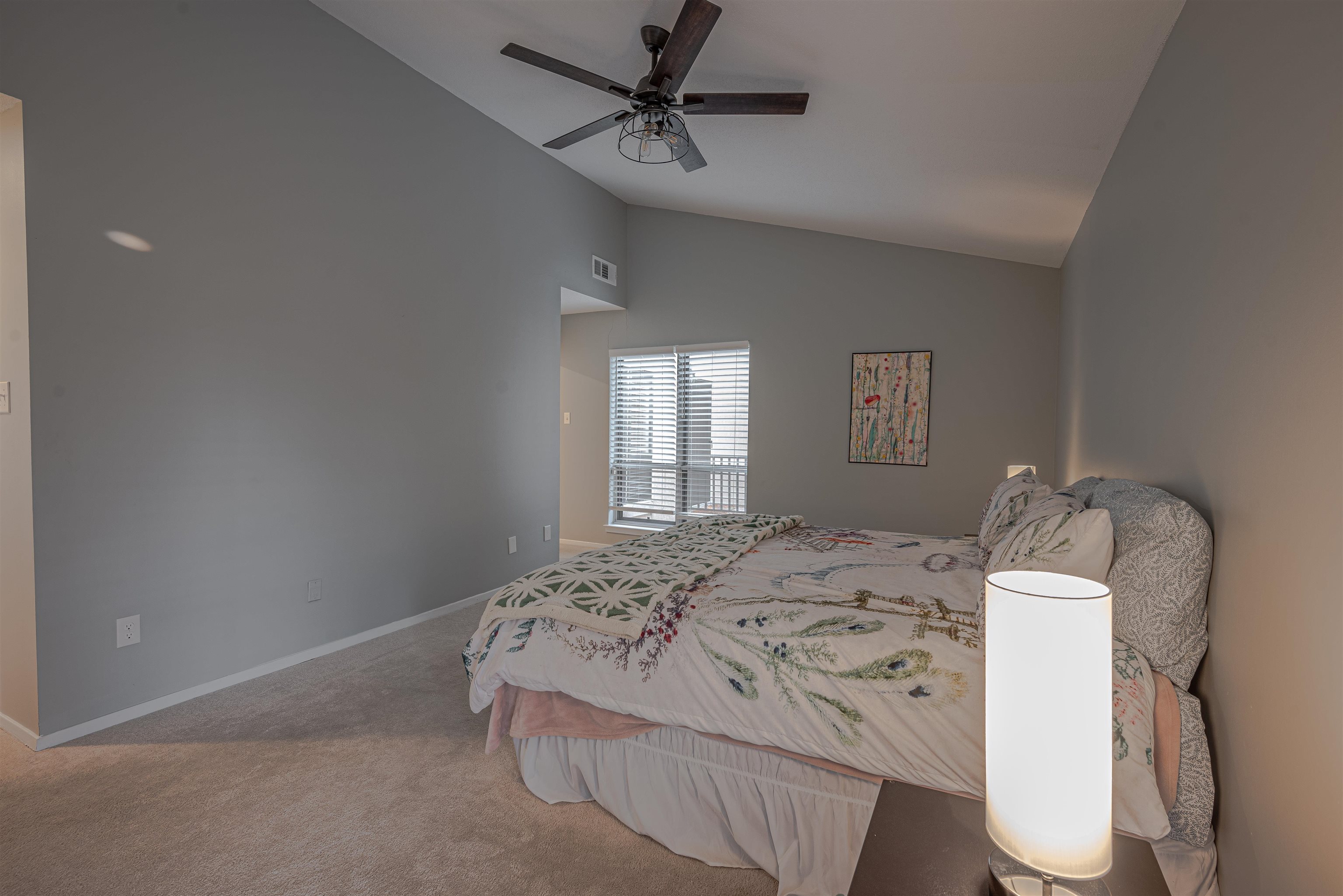 427 South Perkins Road, Unit 4272 Memphis, TN 38117 - Photo 17 of 29 a bedroom with a bed and window