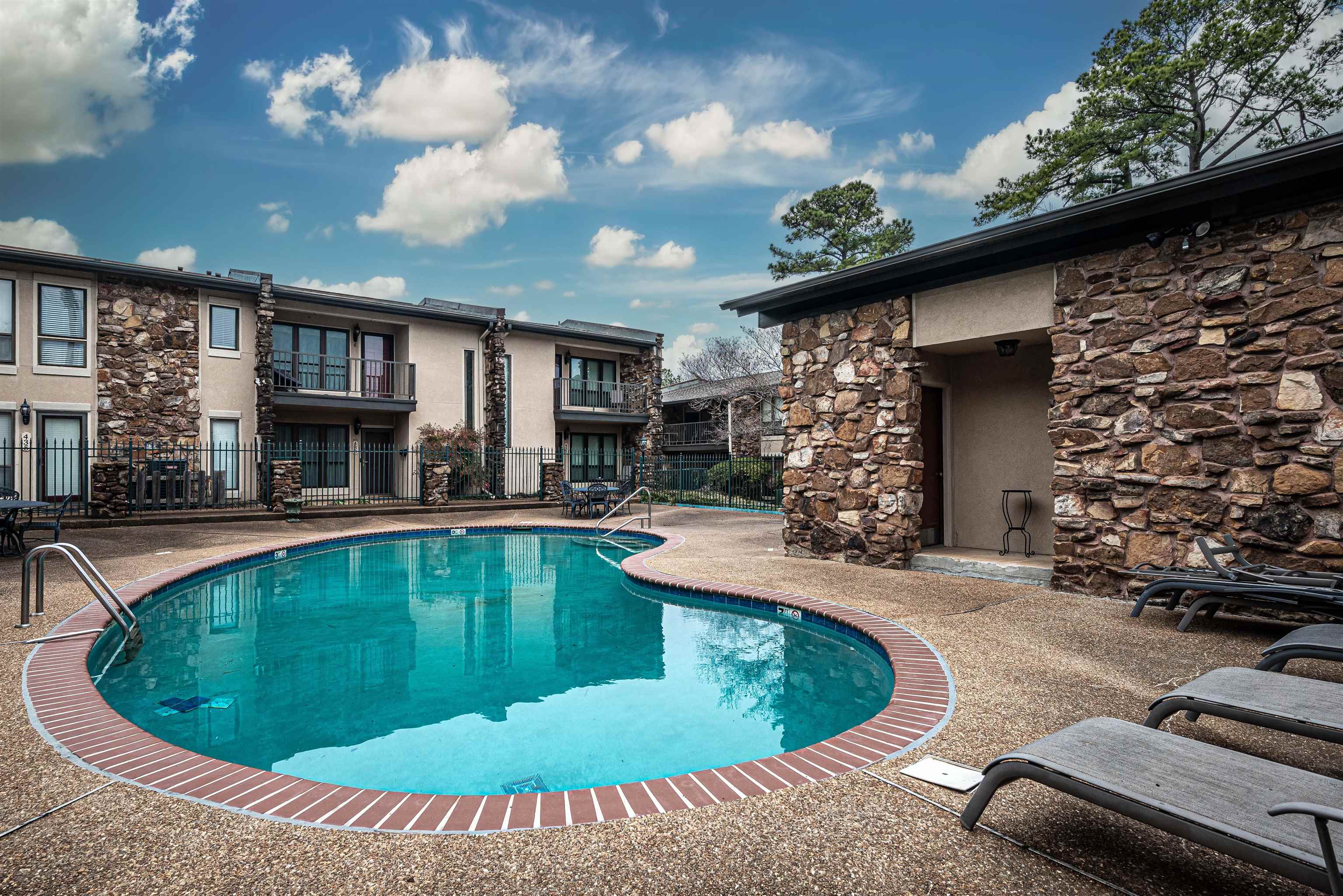 427 South Perkins Road, Unit 4272 Memphis, TN 38117 - Photo 28 of 29 a view of a swimming pool with a patio